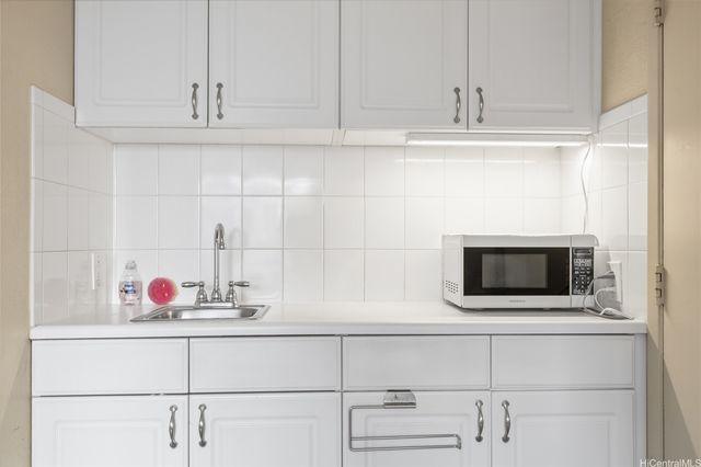 444 Niu Street 1109, Honolulu, HI 96815