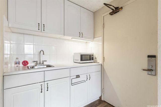 444 Niu Street 1109, Honolulu, HI 96815