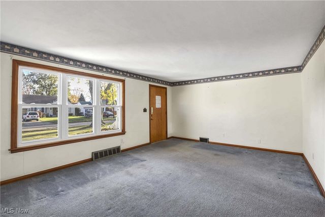 2311 N Jefferson Boulevard, Lorain, OH 44052