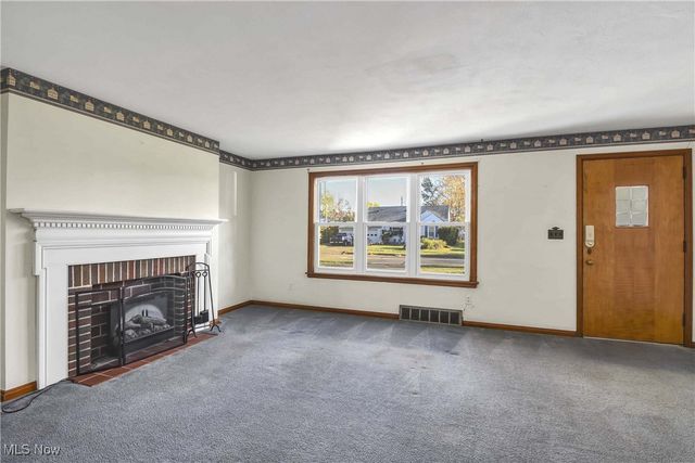 2311 N Jefferson Boulevard, Lorain, OH 44052