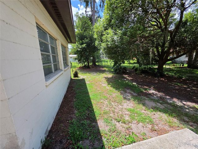 1103 N CRYSTAL TERRACE, Plant City, FL 33563