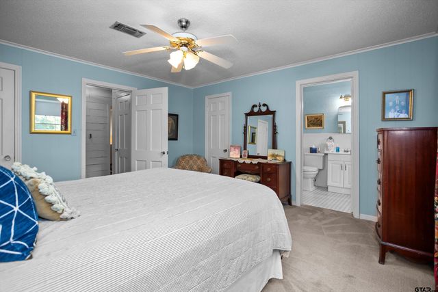 319 N Howard Street, Grapeland, TX 75844