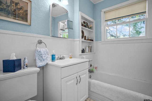 319 N Howard Street, Grapeland, TX 75844