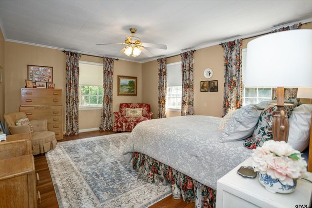 319 N Howard Street, Grapeland, TX 75844