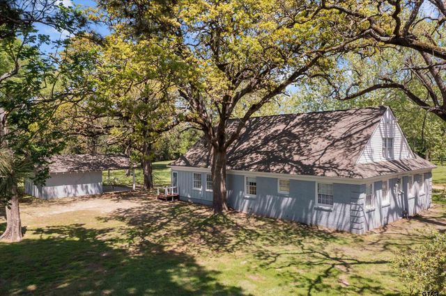 319 N Howard Street, Grapeland, TX 75844