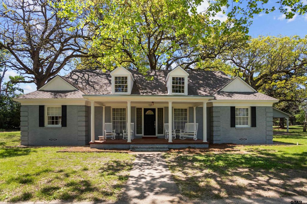 319 N Howard Street, Grapeland, TX 75844