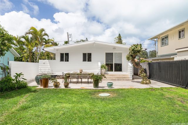 41-012 Wailea Street, Waimanalo, HI 96795