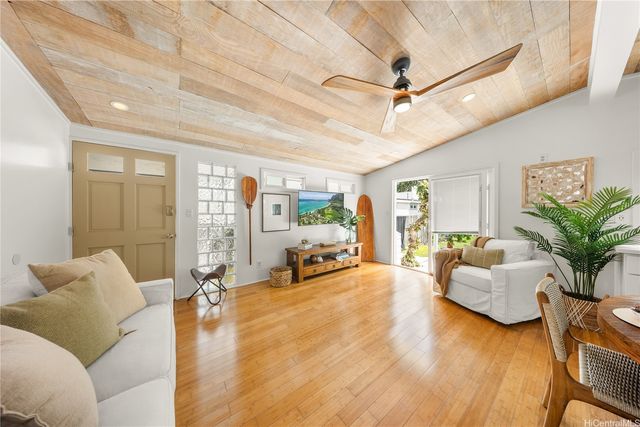 41-012 Wailea Street, Waimanalo, HI 96795