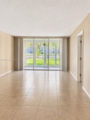 8340 SANDS POINT BLVD p107, Tamarac, FL 33321