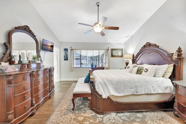 1221 SW 59th Avenue, Plantation, FL 33317