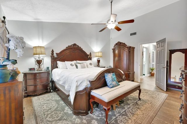 1221 SW 59th Avenue, Plantation, FL 33317