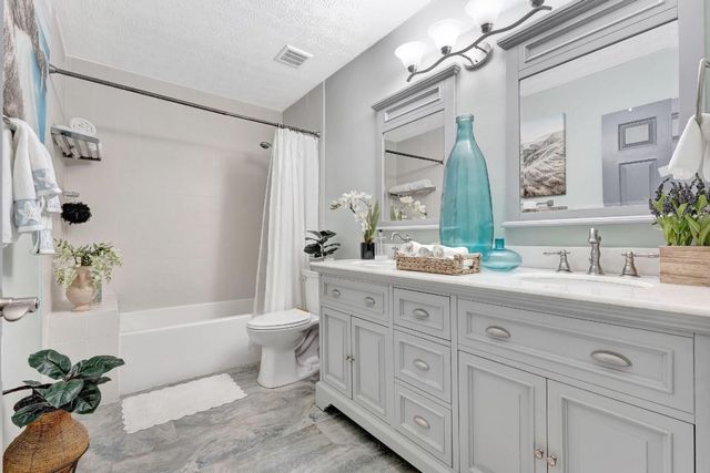 1221 SW 59th Avenue, Plantation, FL 33317