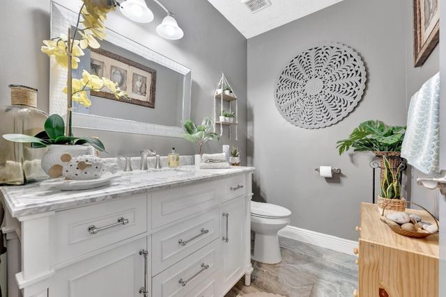 1221 SW 59th Avenue, Plantation, FL 33317