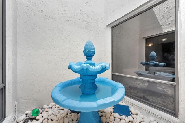 1221 SW 59th Avenue, Plantation, FL 33317