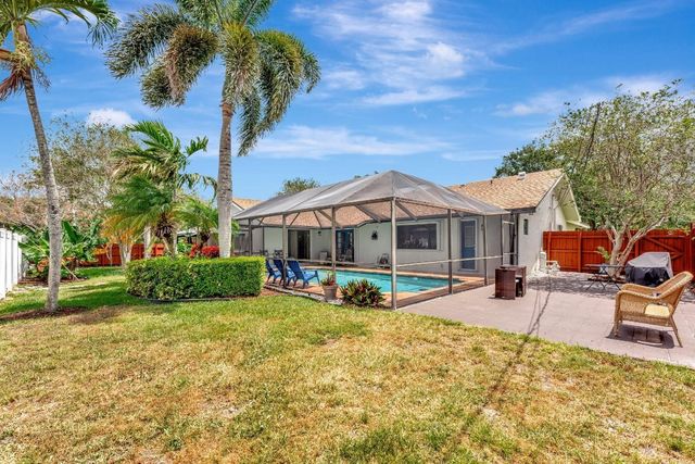 1221 SW 59th Avenue, Plantation, FL 33317