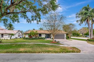 1221 SW 59th Avenue, Plantation, FL 33317