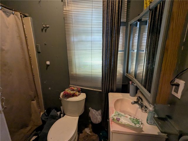 77 Roycroft Drive Drive, Rochester, NY 14621