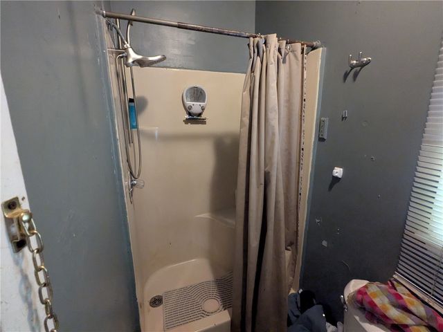 77 Roycroft Drive Drive, Rochester, NY 14621