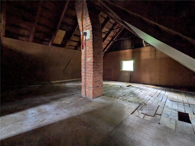 77 Roycroft Drive Drive, Rochester, NY 14621