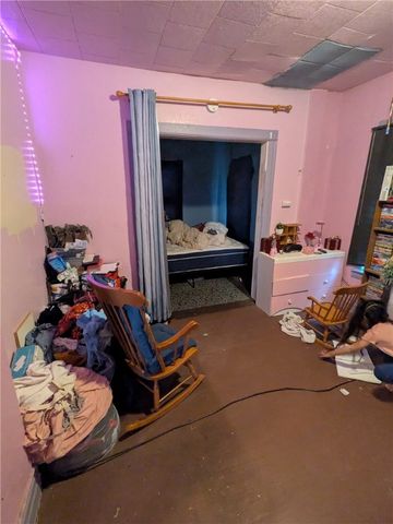 77 Roycroft Drive Drive, Rochester, NY 14621