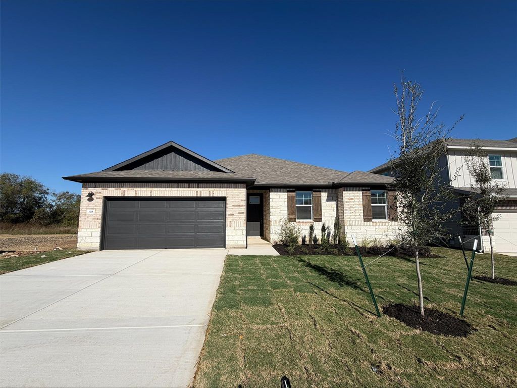 138 Divisadero DR, Hutto, TX 78634