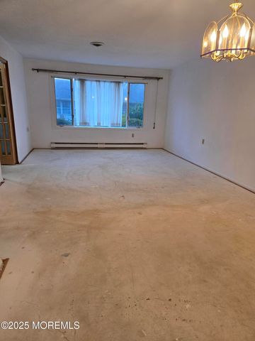 37B Cambridge Circle, Manchester, NJ 08759