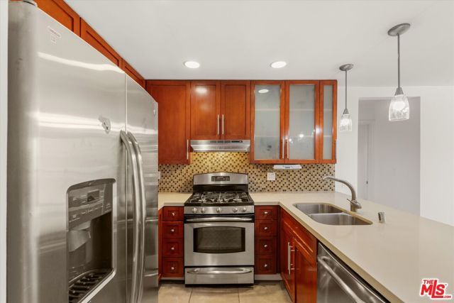 4702 Fulton Avenue 202, Sherman Oaks, CA 91423