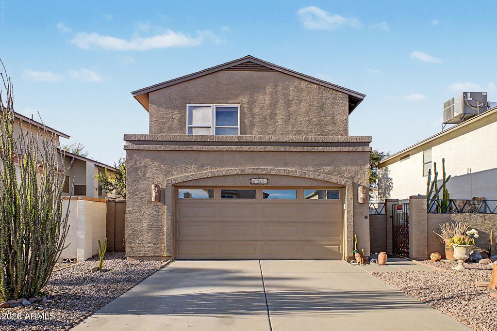 4764 W TONTO Drive, Glendale, AZ 85308 — photo 2