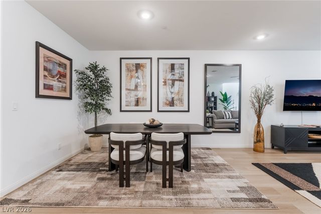 128 Silver Run Lane, Las Vegas, NV 89138