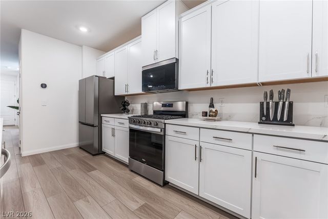 128 Silver Run Lane, Las Vegas, NV 89138