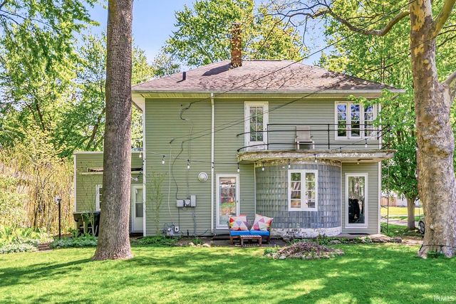 1821 College Street, South Bend, IN 46628