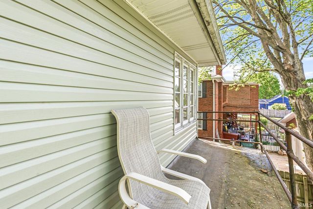 1821 College Street, South Bend, IN 46628