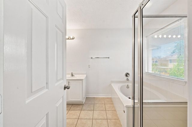 16122 Sandy Path Lane, Houston, TX 77084