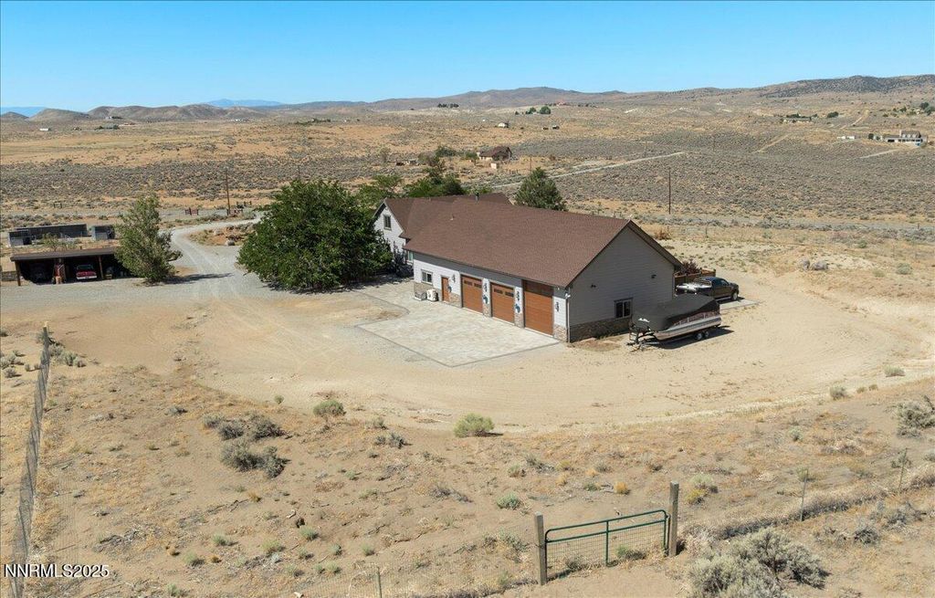Image 24 of property listing at 6000 Winnemucca Ranch Road, Reno, NV 89510