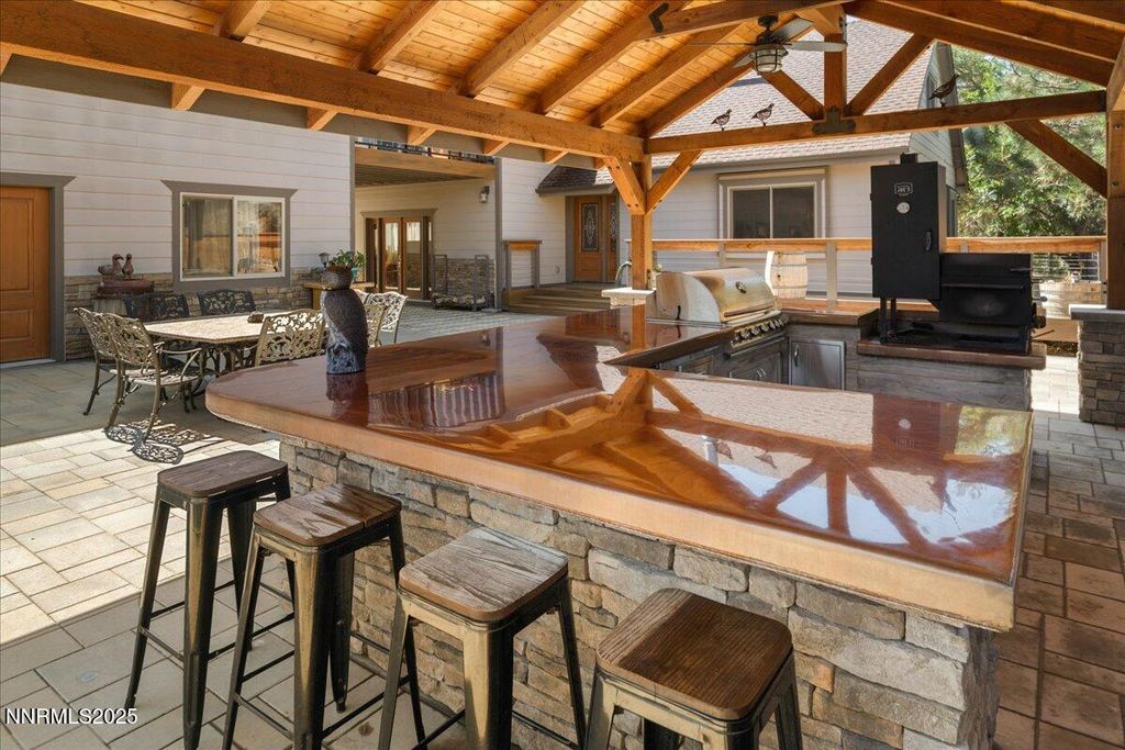 Image 5 of property listing at 6000 Winnemucca Ranch Road, Reno, NV 89510