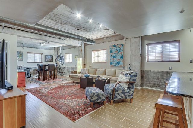1209 N Harvey Avenue 102, Oklahoma City, OK 73103