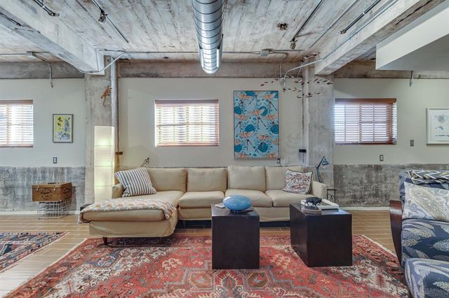 1209 N Harvey Avenue 102, Oklahoma City, OK 73103