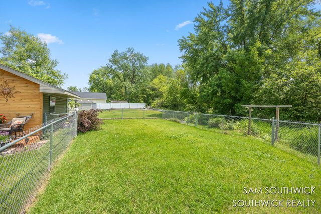 1034 Thompson Street, Stanton, MI 48888