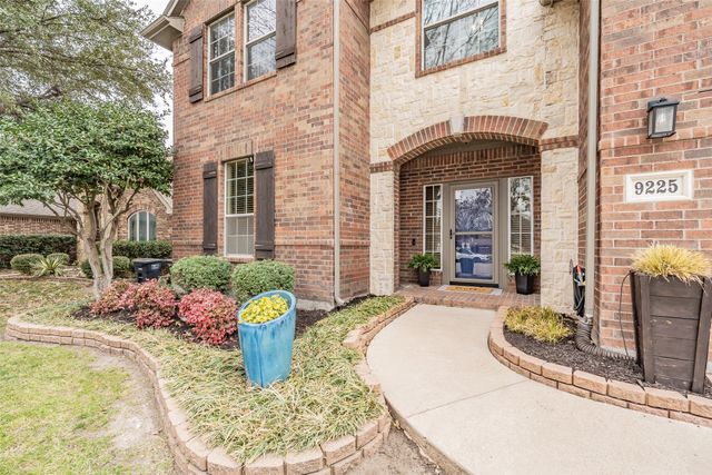 9225 General Worth Drive, Fort Worth, TX 76244