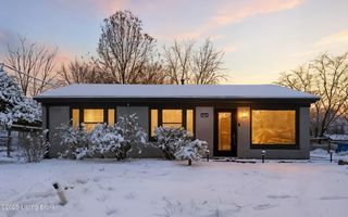 747 Overdale Dr, Louisville, KY 40229