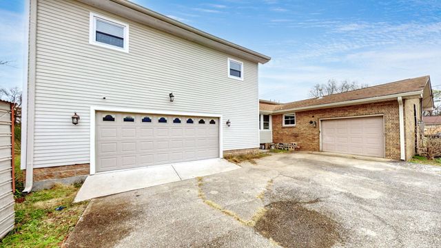 445 Owendale Dr, Antioch, TN 37013