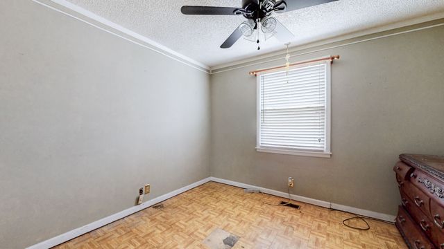 445 Owendale Dr, Antioch, TN 37013