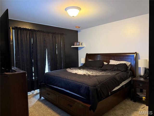 4607 Valleydale Road, Godfrey, IL 62035