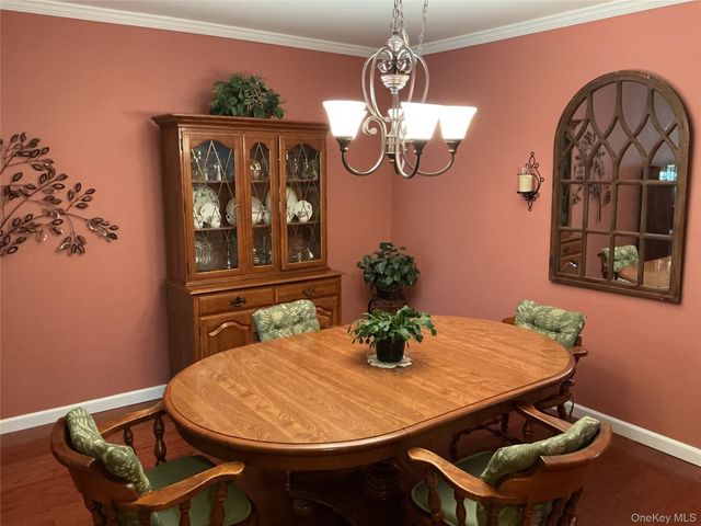 207 Woodbridge Drive B, Ridge, NY 11961