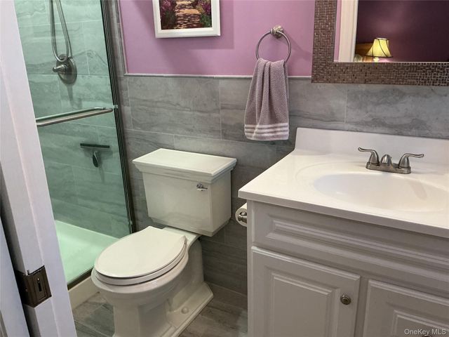 207 Woodbridge Drive B, Ridge, NY 11961