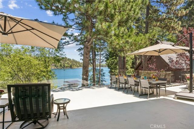 27720 Hamiltair Drive, Lake Arrowhead, CA 92352