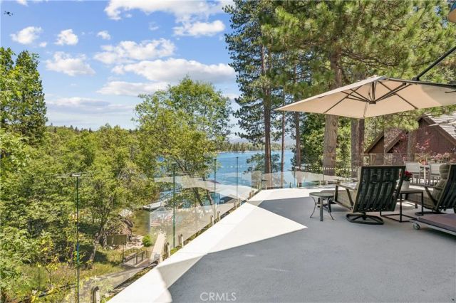 27720 Hamiltair Drive, Lake Arrowhead, CA 92352