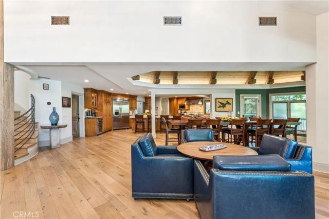 27720 Hamiltair Drive, Lake Arrowhead, CA 92352