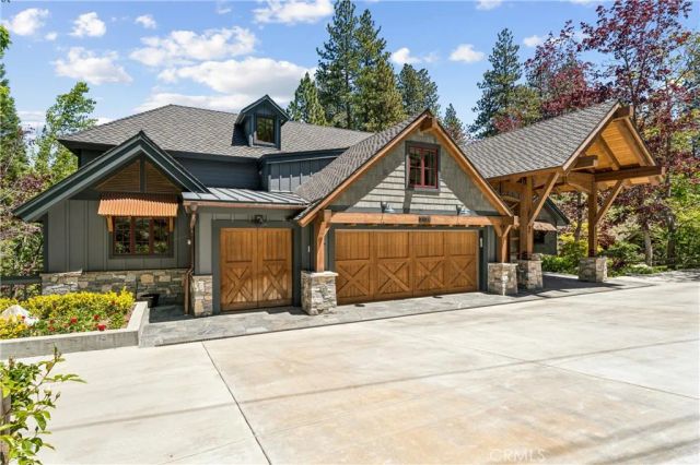 27720 Hamiltair Drive, Lake Arrowhead, CA 92352
