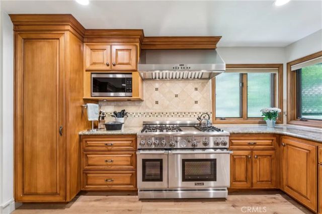 27720 Hamiltair Drive, Lake Arrowhead, CA 92352